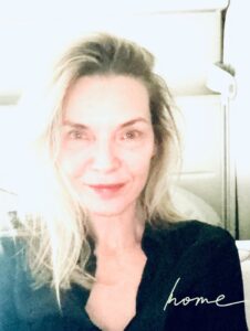 Actress Michelle Pfeiffer HD Photos and Wallpapers February 2026
