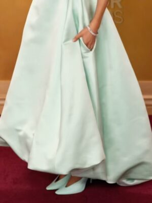 Michelle Randolph Instagram - SAG Actor Awards @balenciaga @effyjewelry