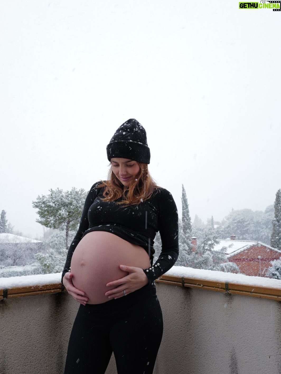 Michelle Renaud - 319.8K Likes - Sorpresas que nos da la vida, mientras estamos en la dulce espera ❄️❤️✨

@matlechat te amo tanto.
