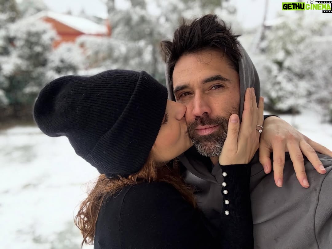 Michelle Renaud - 319.8K Likes - Sorpresas que nos da la vida, mientras estamos en la dulce espera ❄️❤️✨

@matlechat te amo tanto.