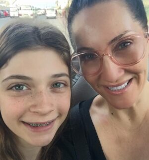 Michelle Visage Instagram - Ohhhhhh it’s my baby’s birthday…. As a mom, when I look back on baby pictures my heart just melts more with each one. From the moment of birth she was a literal part of me that I couldn’t imagine a day without. She was an angel from the very beginning and if I had the chance to do it all over again I’d do everything the same (maybe with a bit more sleep). What an incredibly loving, talented, brilliant, hilarious and stunning young lady you have grown into. Your dad and I are so proud of you @lolastarvisage and we cannot WAIT to see what 2026 holds for you 👀 ⭐️ HAPPY BIRTHDAY BOPPER!