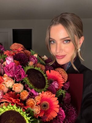 Millaray Viera Instagram - El Verano se ha vuelto eterno…