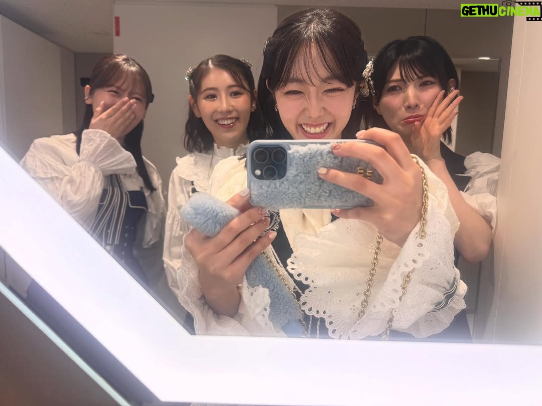 Minami Minegishi - 57.6K Likes - 長くAKB48だったからこそ、どの時期にも色んな世代の仲間がいる！最高！

#akbは青春ですin武道館