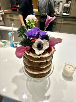 Minnie Mills Instagram - 24! ♒️

big big thank you to @sushishinnyc for coming over and treating my friends and I to a wonderful omakase dinner, it was truly so special :)

And ofc thank you to my sister for baking a beautiful cake 🥀

&& @oliviachristensensalon for long locks ;)
