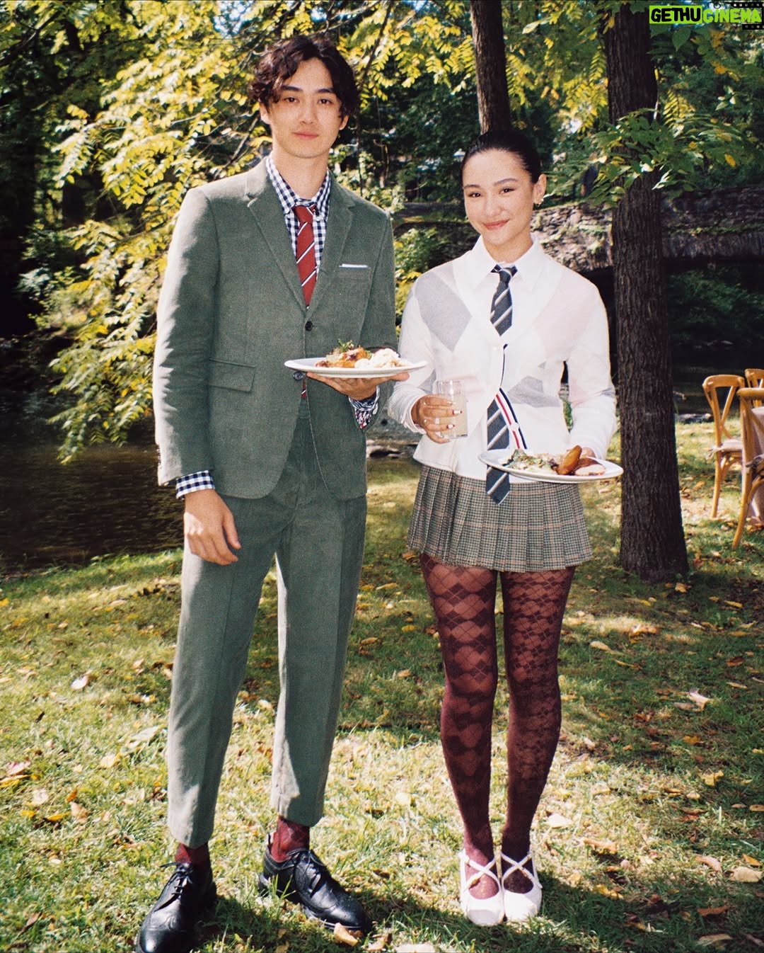 Minnie Mills - 355.2K Likes - a fall frolic upstate with @thombrowne 🍂

styling: @sarahslutsky