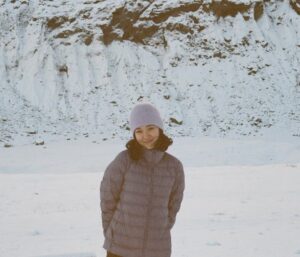 Minnie Mills Instagram - Galavanting around Iceland was the experience of a lifetime! @uniqlousa showed me a great time and kept us nice and warm in the cold with their HEATTECH Cashmere :)
#UNIQLOPartner