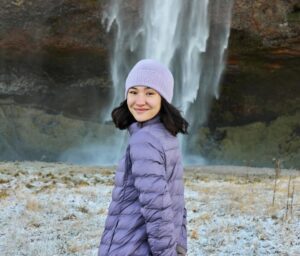 Minnie Mills Instagram - Galavanting around Iceland was the experience of a lifetime! @uniqlousa showed me a great time and kept us nice and warm in the cold with their HEATTECH Cashmere :)
#UNIQLOPartner