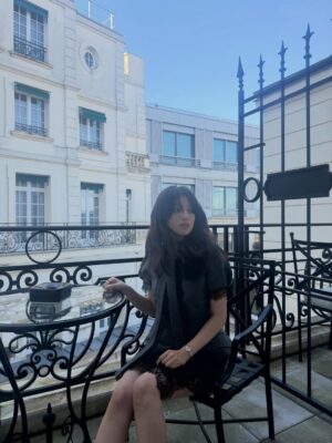 Mio Imada Instagram - 🌼🪷🌷🌱@dior