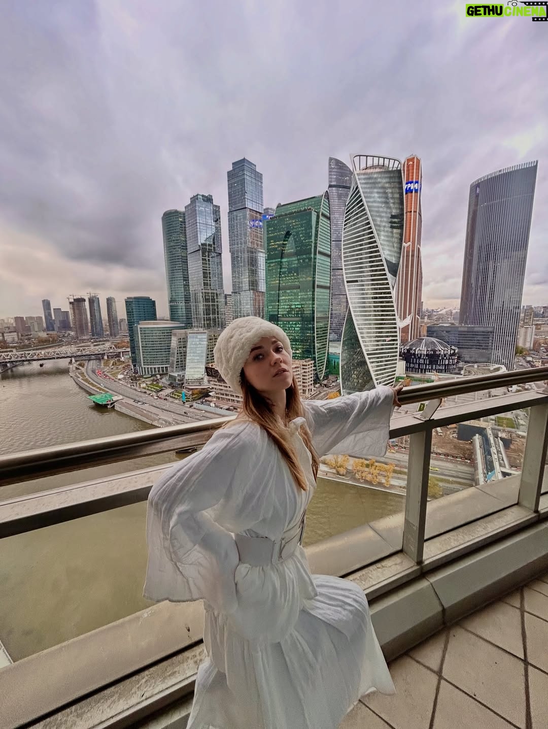Miray Akay - 9.6K Likes - MiRaSLaVa İn MoSkOvA 

SLAV DUMP 🪆

(Mecbur #reklam)