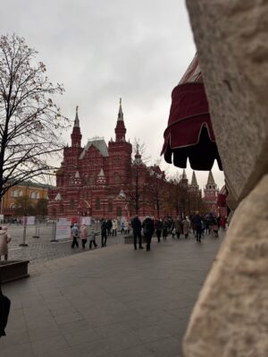 Miray Akay Instagram - MiRaSLaVa İn MoSkOvA 

SLAV DUMP 🪆

(Mecbur #reklam)