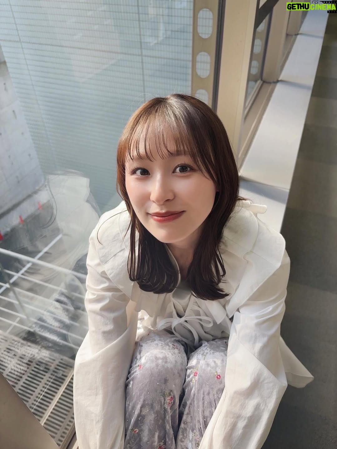Miu Suzuki - 4.8K Likes - 甘めな衣装🩰

明日のブランチもbookコーナーに出演するよ📚
是非観てくださいっ