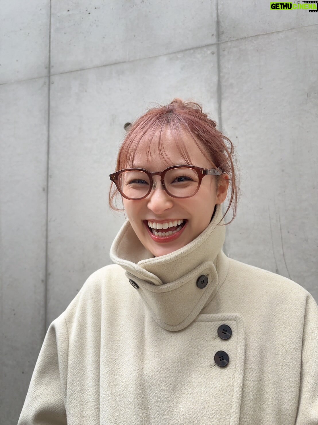 Miu Suzuki - 3.2K Likes - 冬さようならだねぇ⛄️

1枚目のコートみんなに褒められまくったぁ🧥
4枚目の服はファンの子から！ありがとう☺️