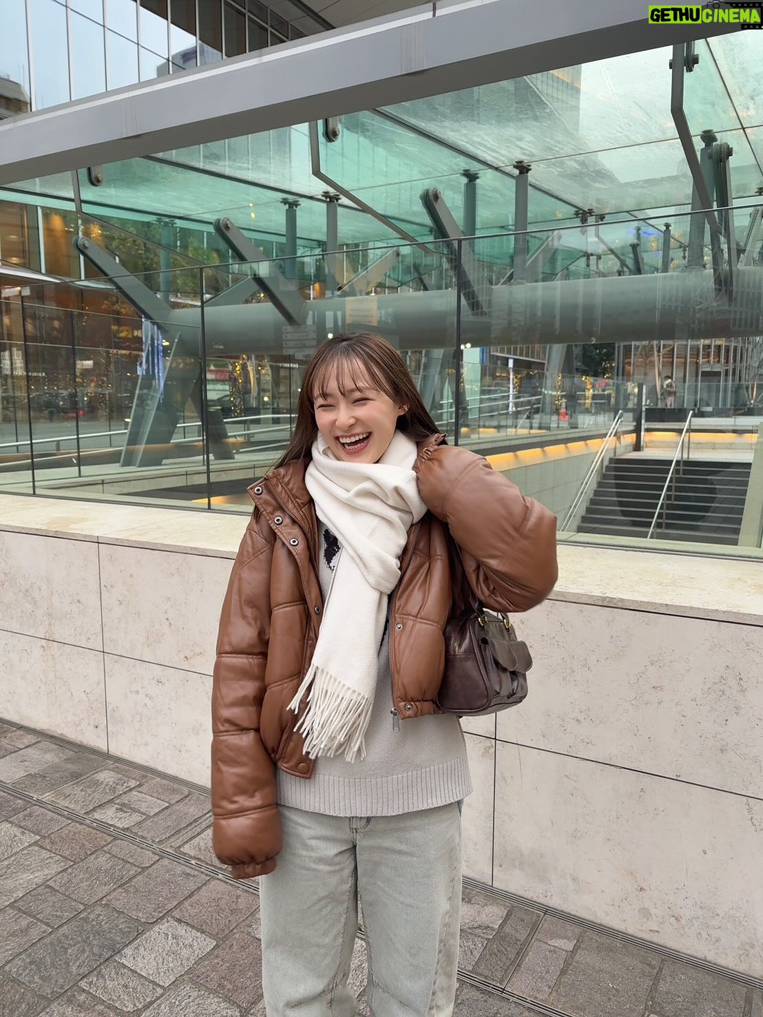 Miu Suzuki - 3.2K Likes - 冬さようならだねぇ⛄️

1枚目のコートみんなに褒められまくったぁ🧥
4枚目の服はファンの子から！ありがとう☺️