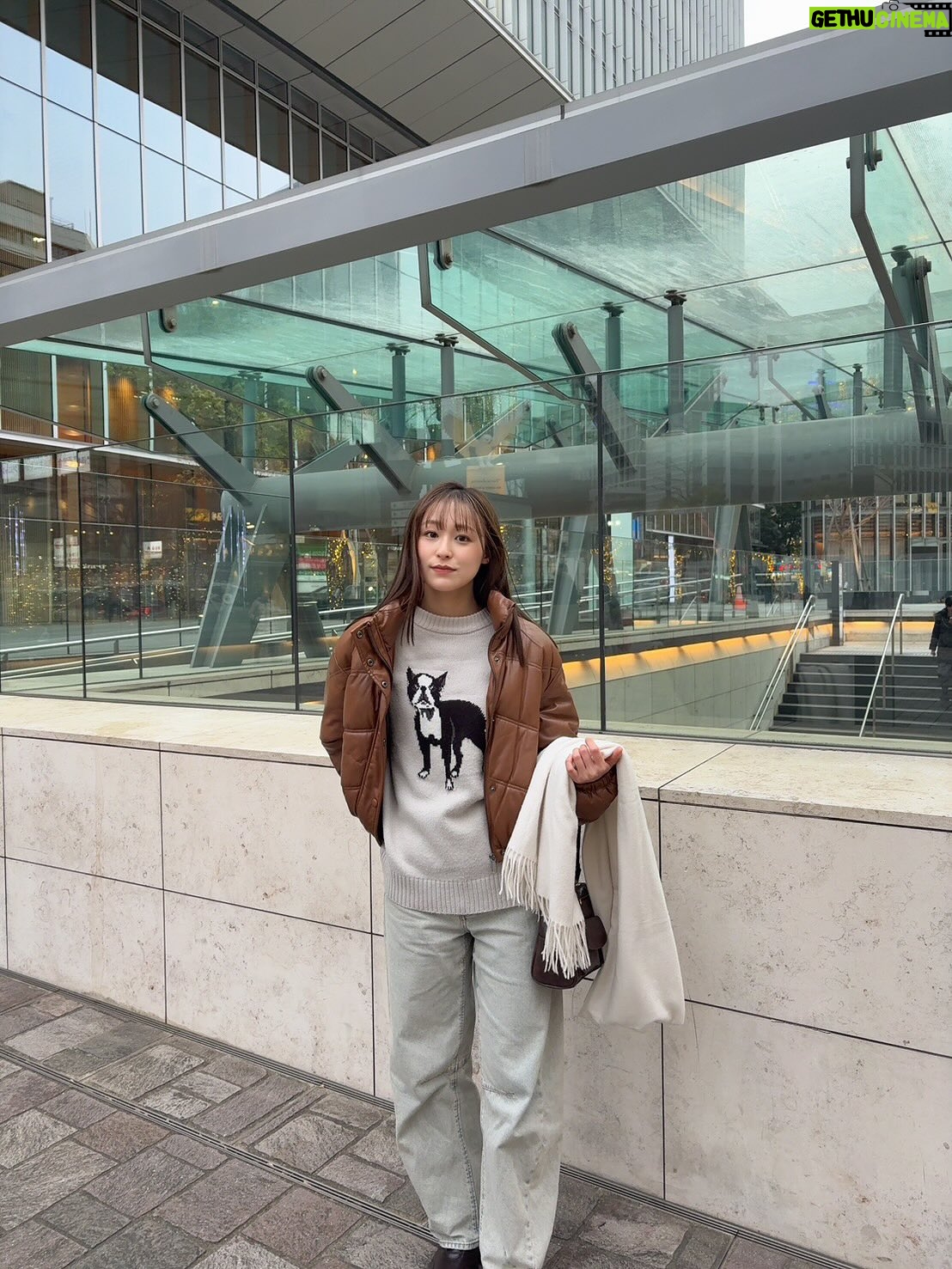 Miu Suzuki - 3.2K Likes - 冬さようならだねぇ⛄️

1枚目のコートみんなに褒められまくったぁ🧥
4枚目の服はファンの子から！ありがとう☺️
