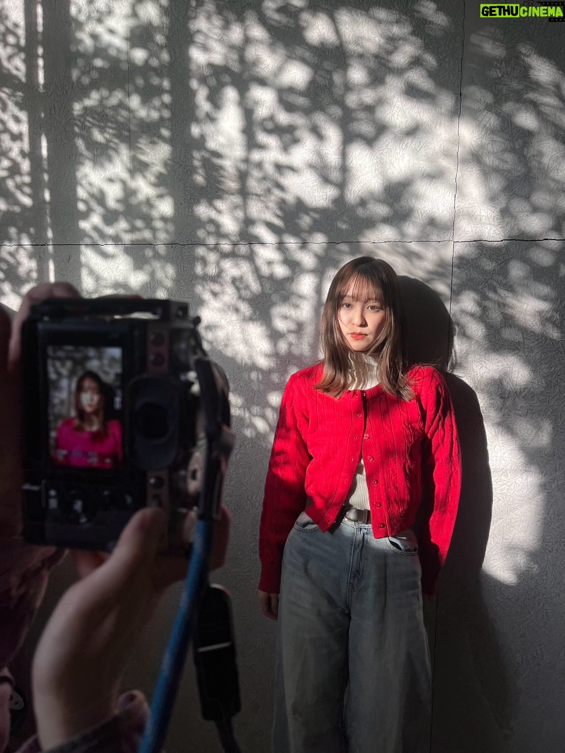Miu Suzuki - 3.2K Likes - 冬さようならだねぇ⛄️

1枚目のコートみんなに褒められまくったぁ🧥
4枚目の服はファンの子から！ありがとう☺️