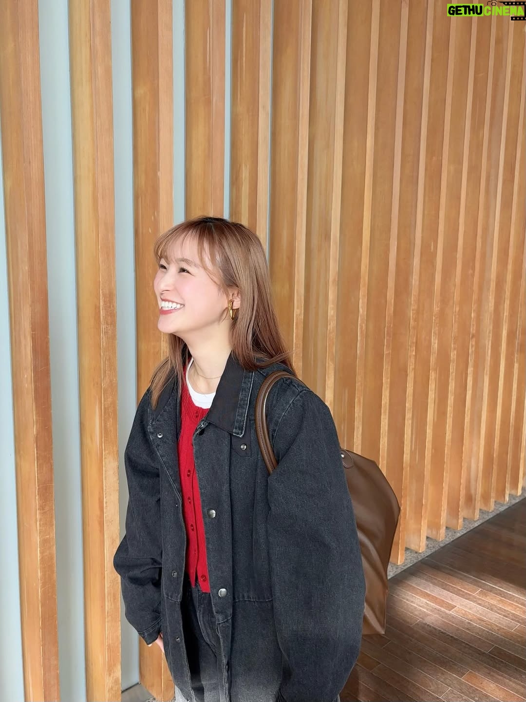 Miu Suzuki - 3K Likes - .

創玄展で一科入選したので
国立新美術館に私の作品が飾られています☺️

3/15までやっているのでお時間合う方は是非！！
入場無料です👊

ついでに私服も🌷