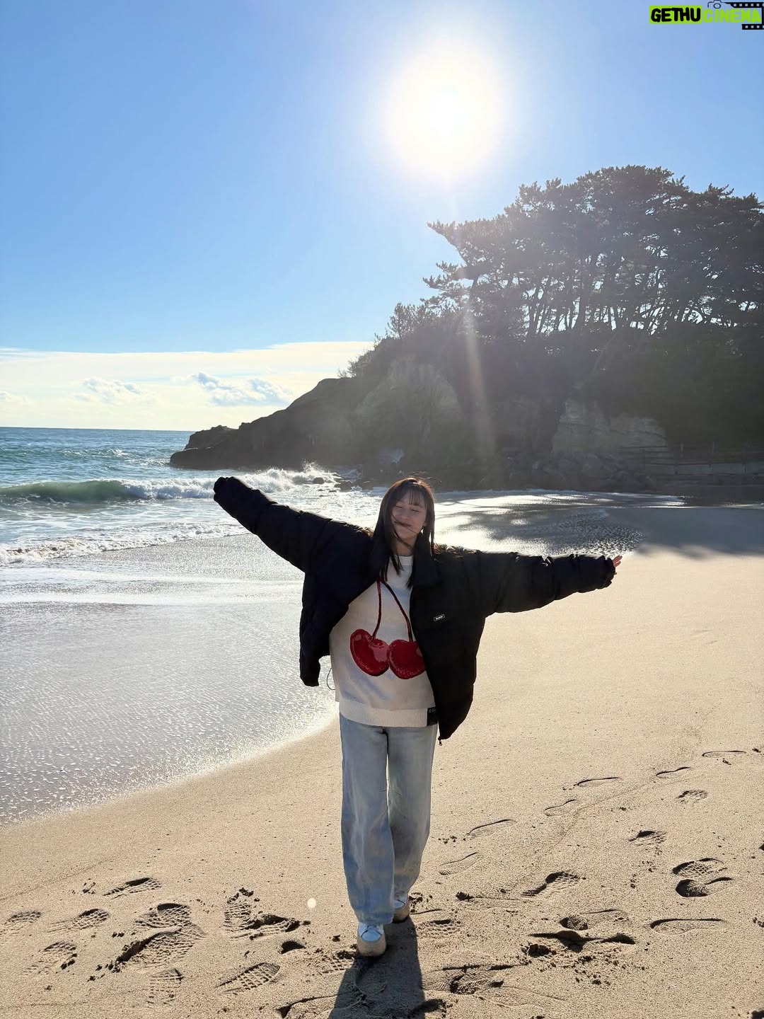 Miu Suzuki - 3 Likes - 🌊