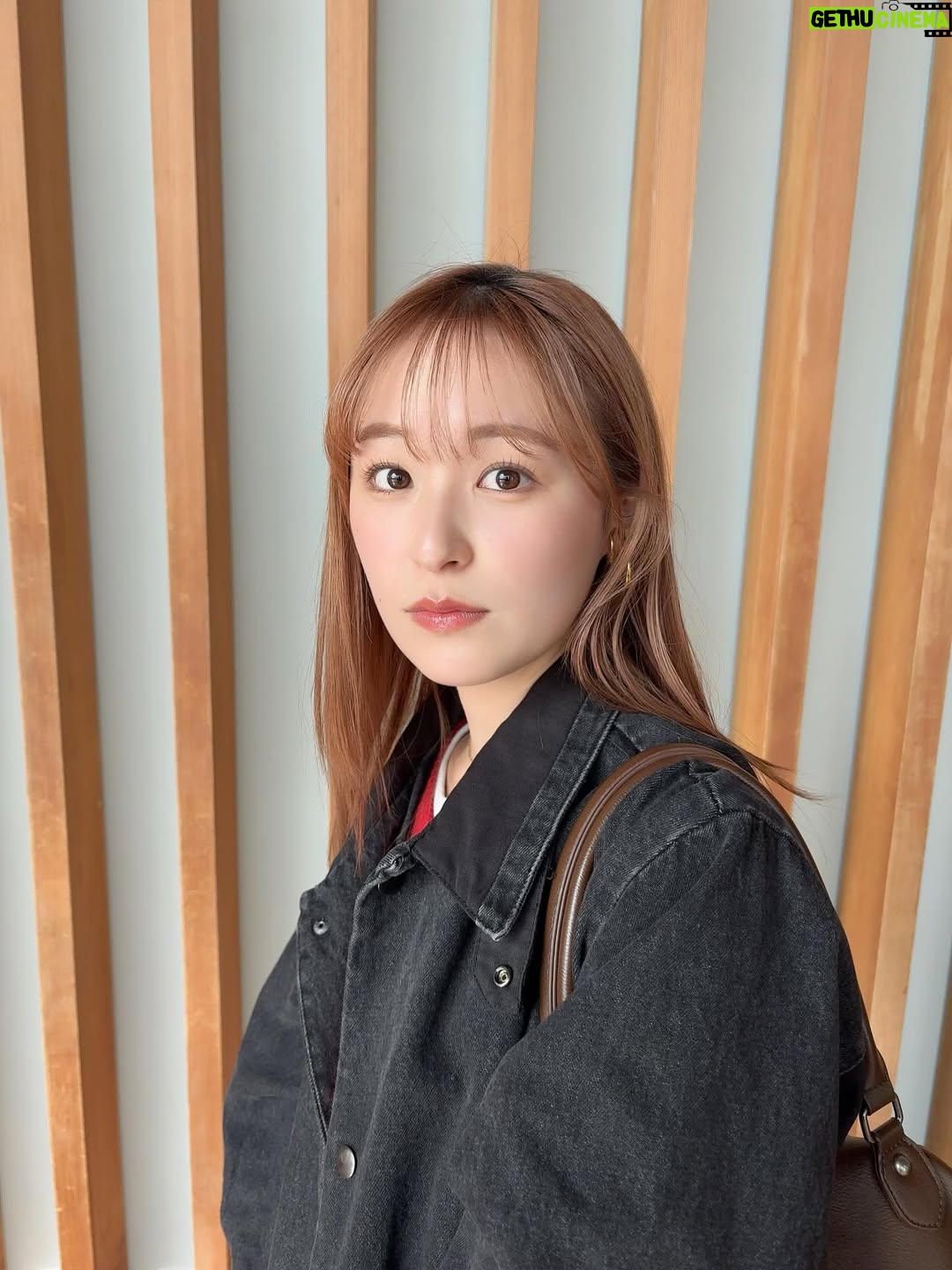Miu Suzuki - 3K Likes - .

創玄展で一科入選したので
国立新美術館に私の作品が飾られています☺️

3/15までやっているのでお時間合う方は是非！！
入場無料です👊

ついでに私服も🌷