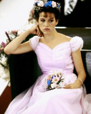 Molly Ringwald Instagram - Today, Mrs. 'Pretty in Pink' herself was born. 💞🎂 Happy 58th birthday to the original “hot stuff,” @mollyringwald — forever an ’80s icon and TV mom. photos: Alamy