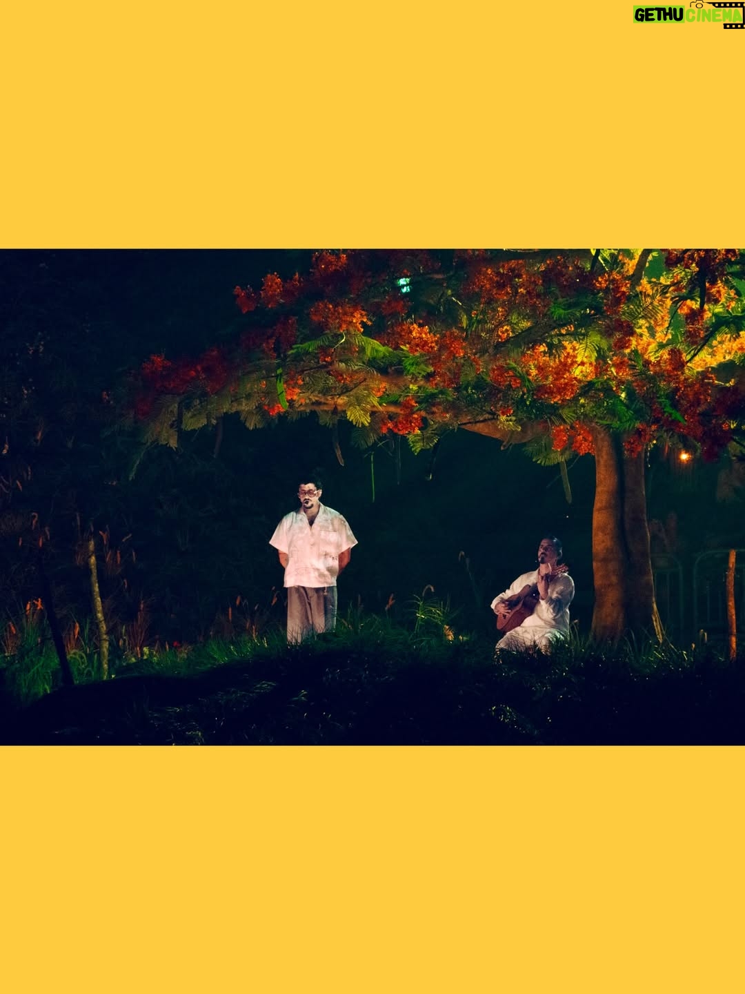 Monaris - 15.5K Likes - Hola @badbunnypr