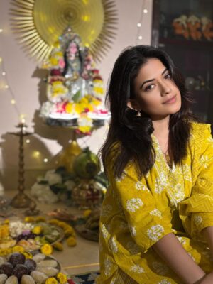 Mondera Chakroborty Instagram - Saraswati puja 🪔🌸🐚✨💫
#pujo #mondera #festive #2026 💫