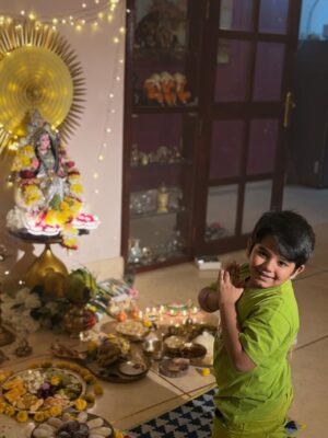 Mondera Chakroborty Instagram - Saraswati puja 🪔🌸🐚✨💫
#pujo #mondera #festive #2026 💫