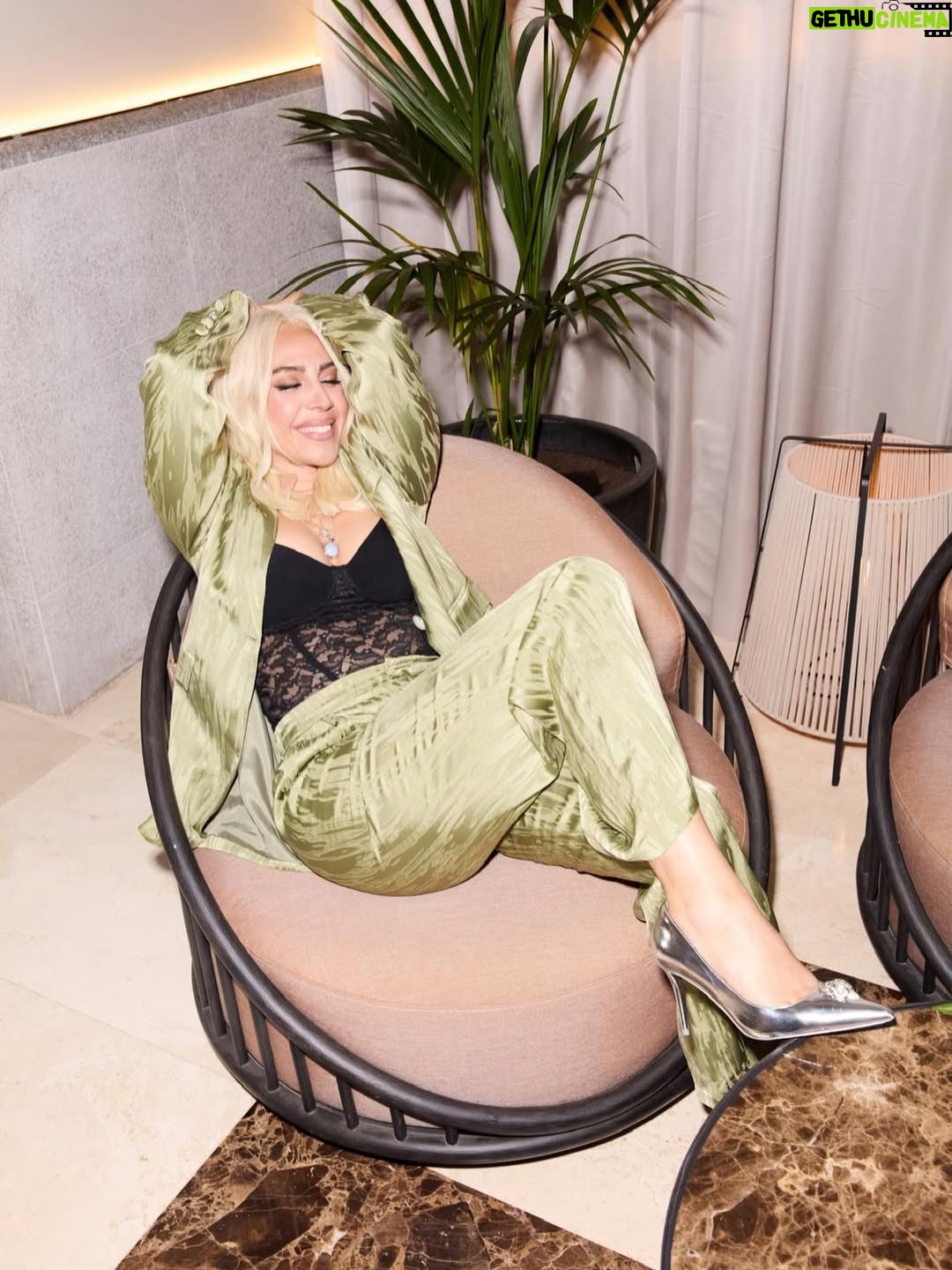 Mónica Naranjo - 5K Likes - Enero!!❤️❤️❤️
Amores!! ¿¡Cómo lleváis el 2026!?🥰🥰🥰

💄 @mateo.makeup 
📸 @salvamuste 
——
💎 @viddajewelry 
👗 @almaenpenashoes 
👠 @kurtgeiger @viacomunicacion

www.monicanaranjo.com