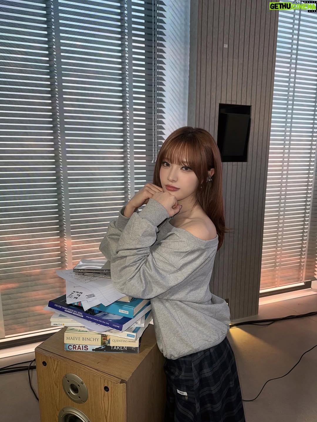 Moon Sua - 80.8K Likes - 기분좋아구릉구름