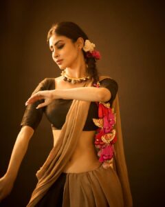 Actress Mouni Roy HD Photos and Wallpapers March 2026