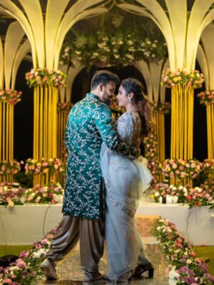 Myna Nandhini Instagram - உன்னோடு நானும் ❤️❤️❤️❤️❤️ #love #foryou #forever #lovestory

Decor - @zigzagdecors
Dress - @thorkal_couture
Makeup - @jeevithamakeupartistry
Jewels - @nacjewellers
Photography - @oncemore.photography 
Hairstylist - @mani_stylist_
Saree drapist - @pleats_drapes
Location - @vgpheritagevenues