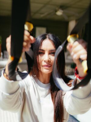 Myriam Hernández Instagram - Ayer tomamos algunas fotos aprovechando la mañana de entretenimiento para lucir mi hermoso conjunto de @adidascl 🏋🏻‍♀️❤️. 

#creadoconadidas