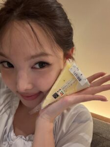 Actress NAYEON HD Photos and Wallpapers January 2026