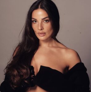 Actress Nadine Nassib Njeim HD Photos and Wallpapers February 2026
