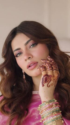 Nagma Mirajkar Instagram - eid mubarak 🌙💗🌸🎀

wearing: @nikhatimran_pretcouture