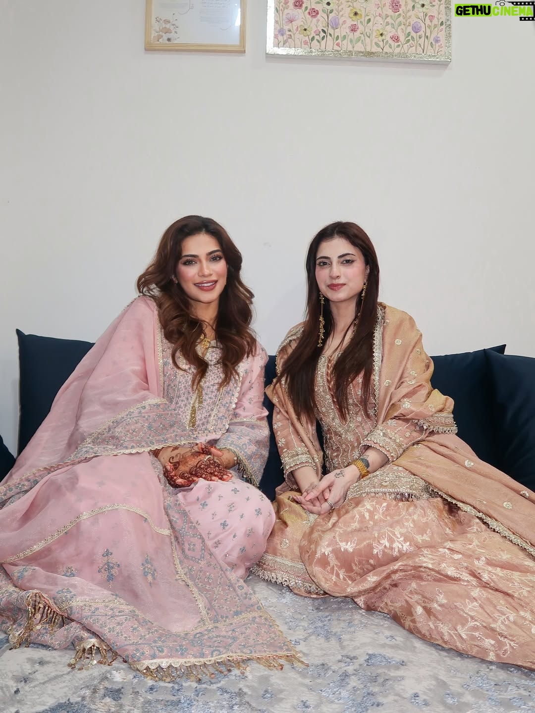 Nagma Mirajkar - 802.8K Likes - wazwan, noon chai & eid vibes only 🌙💗🌸🤲🏻

nagma’s outfit: @shopmulmul 
farrhana’s outfit: @petalsnx and jewellery: @adan_creation_

#farrhanabhatt #farrhanarebellions