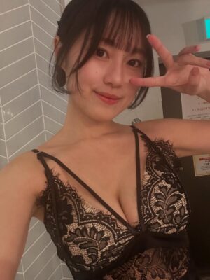 Nami Fujiwara Instagram - オフ会来てくれた皆さんありがとうございました!✨
わざわざ時間を作って会いに来てくれて本当に嬉しかったです!
ちゃんとしたオフ会初めてでグダグダしちゃったけどみんな笑っててくれたおかげですごく幸せ時間でした😳🩵
いつも会いに来てくれる方も遠い方も来てくれて感謝の気持ちでいっぱいです!
それと極小マイクロ水着は掲載NGです!
心とカメラの中にとどめておいてください😹🩵
ドレスは掲載許可DMにてお願いします!✨
みんな気をつけて帰ってください✧*。ヾ(。>﹏<。)ノ゙✧*。
