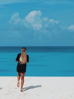 Naomi Osaka Instagram - 🏝️🌊☀️