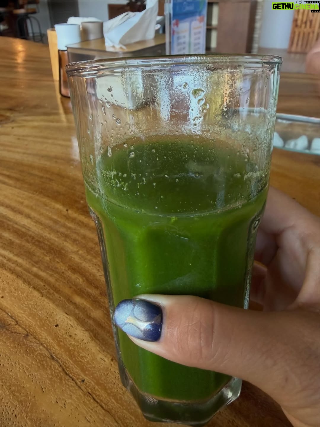 Nargis Fakhri - 198.6K Likes - Healthy Food & Fun ! (Relax, rejuvenate, refresh, renew.)
