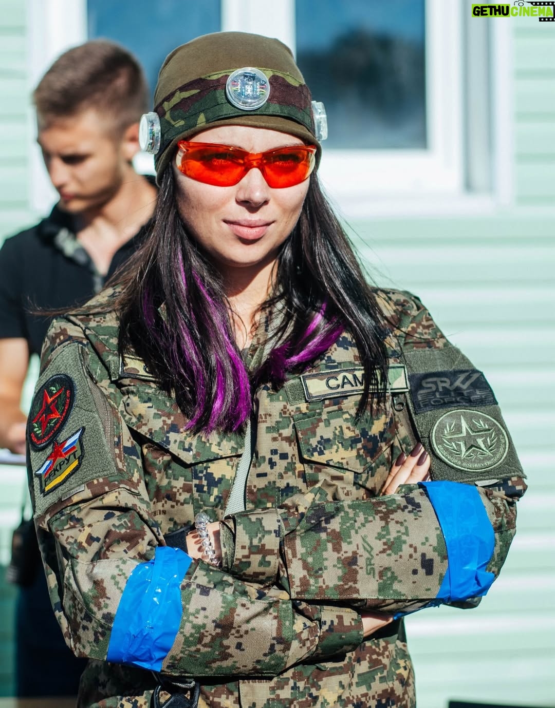 Nastasya Samburskaya - 95.4K Likes - А это мой 2016… пока смотрела фотографии, была в шоке, за год я столько раз поменяла цвет волос и их длину… Столько событий еще происходило🤯