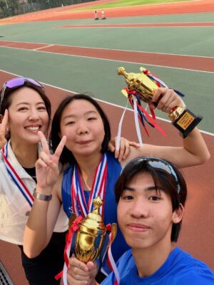 Natalie Tong Instagram - Last January 🩵

1) my 金牛sis is back 🤭
2) wedding 會讓人再次相信愛情
3）最愛西貢菠蘿包
4）陸運會啊 😍
5）見返好多老師巧開心
6）thank you Wendy for the delicious🥘 dinner 
7) 看似纖瘦的臂彎,卻擁有強大的力量
8）full moon 下的浪漫
9）大愛這個組合
10）一個非常個人的故事卻藏著無數人的眼淚
11）來回又折返又笑又喊的我😆
12）舞台劇上最成功的廣告植入 

#NT