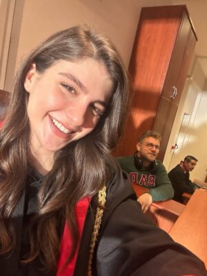 Naz Çağla Irmak Instagram - deli olmişum bu ekibe deliii🫶🏻 
akşam yeni bölümümüzde görüşmek üzere🌹
@tasacakbudenizdizi
