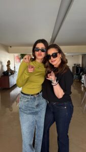 Actress Neelam Kothari HD Photos and Wallpapers February 2026