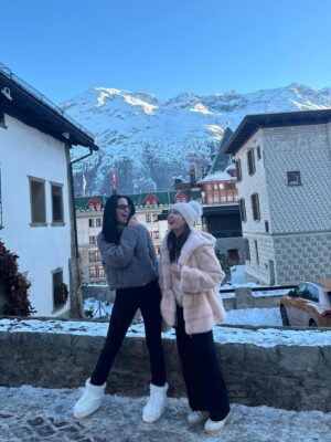 Nia Ramadhani Instagram - ❄️☃️🩵