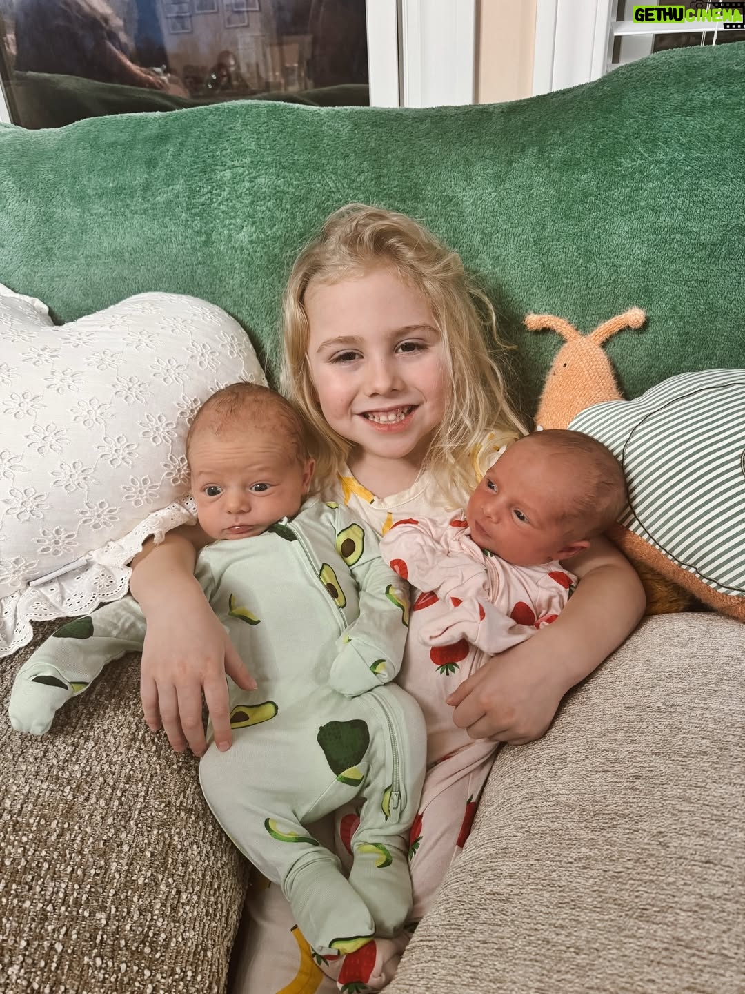 Nicole Franzel - 27K Likes - our sweet babies 🥑🍓🍌