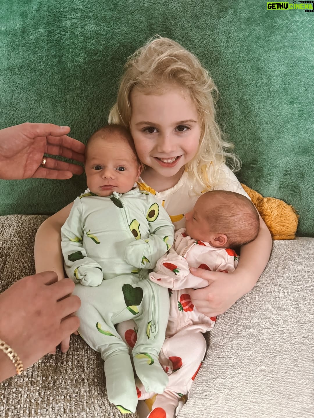 Nicole Franzel - 27K Likes - our sweet babies 🥑🍓🍌