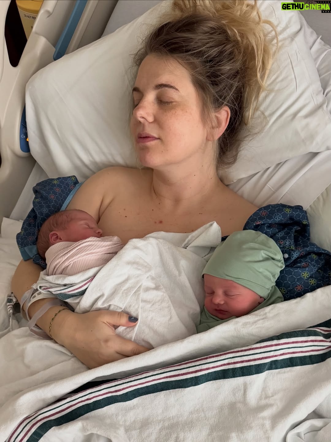 Nicole Franzel - 74.2K Likes - Raw hospital files 🥰 twin edition 🩵🩷

Our hospital stay had some unexpected twists and turns but we are all home and healthy! We are happy to share more of our journey but for now here’s some photos in chronological order of our stay.