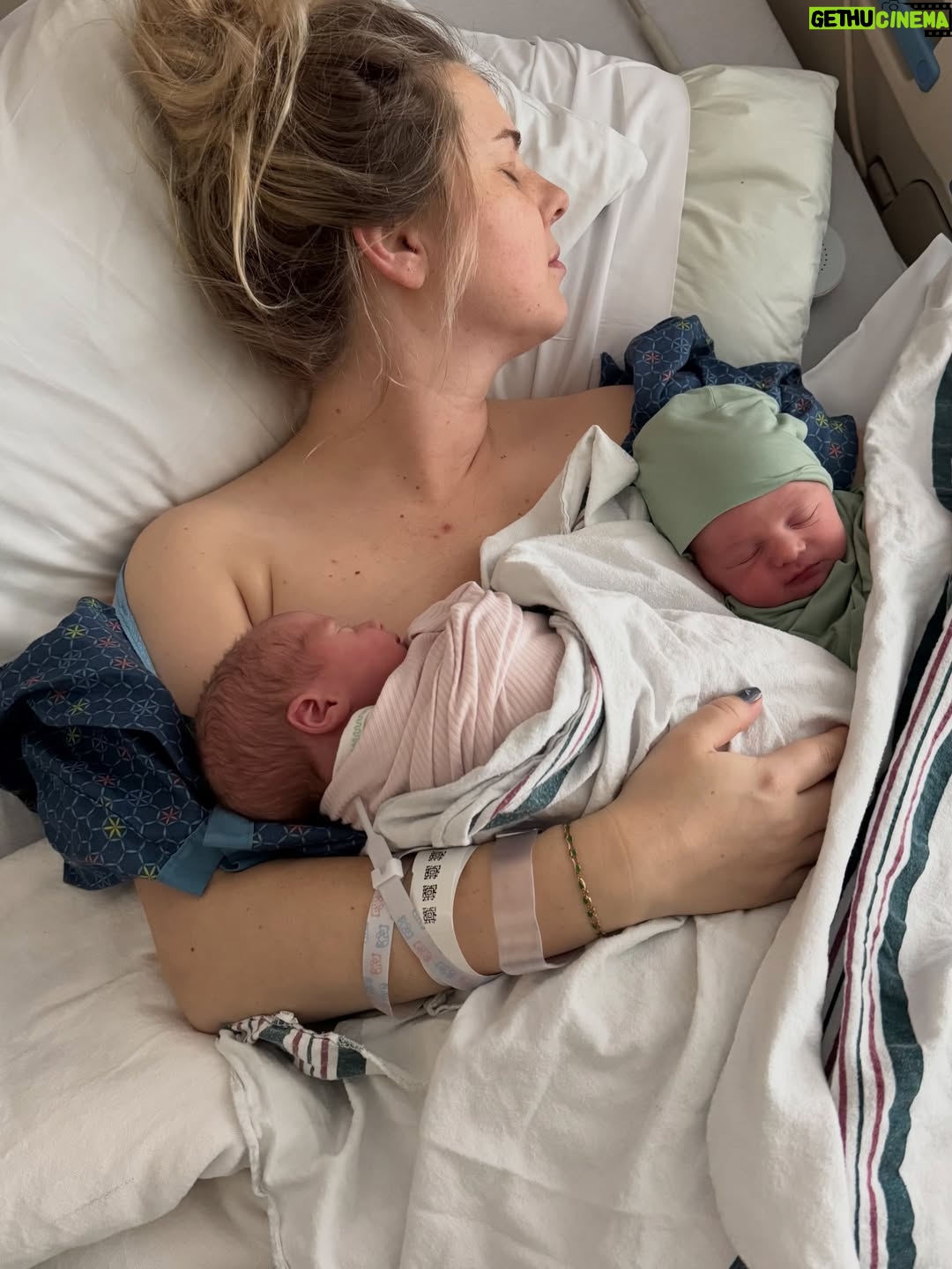 Nicole Franzel - 74.2K Likes - Raw hospital files 🥰 twin edition 🩵🩷

Our hospital stay had some unexpected twists and turns but we are all home and healthy! We are happy to share more of our journey but for now here’s some photos in chronological order of our stay.