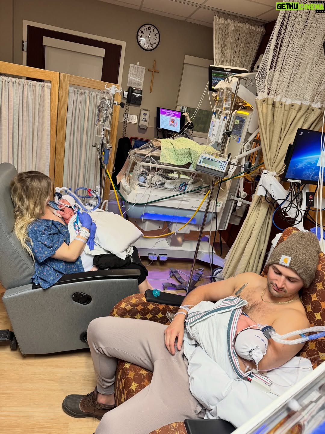 Nicole Franzel - 74.2K Likes - Raw hospital files 🥰 twin edition 🩵🩷

Our hospital stay had some unexpected twists and turns but we are all home and healthy! We are happy to share more of our journey but for now here’s some photos in chronological order of our stay.