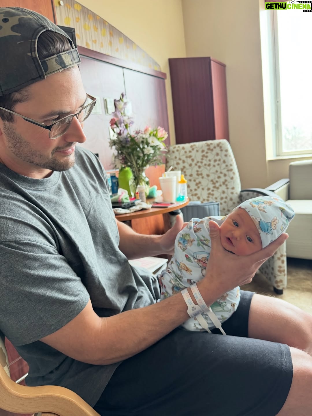 Nicole Franzel - 74.2K Likes - Raw hospital files 🥰 twin edition 🩵🩷

Our hospital stay had some unexpected twists and turns but we are all home and healthy! We are happy to share more of our journey but for now here’s some photos in chronological order of our stay.