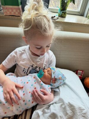 Nicole Franzel Instagram - Raw hospital files 🥰 twin edition 🩵🩷

Our hospital stay had some unexpected twists and turns but we are all home and healthy! We are happy to share more of our journey but for now here’s some photos in chronological order of our stay.